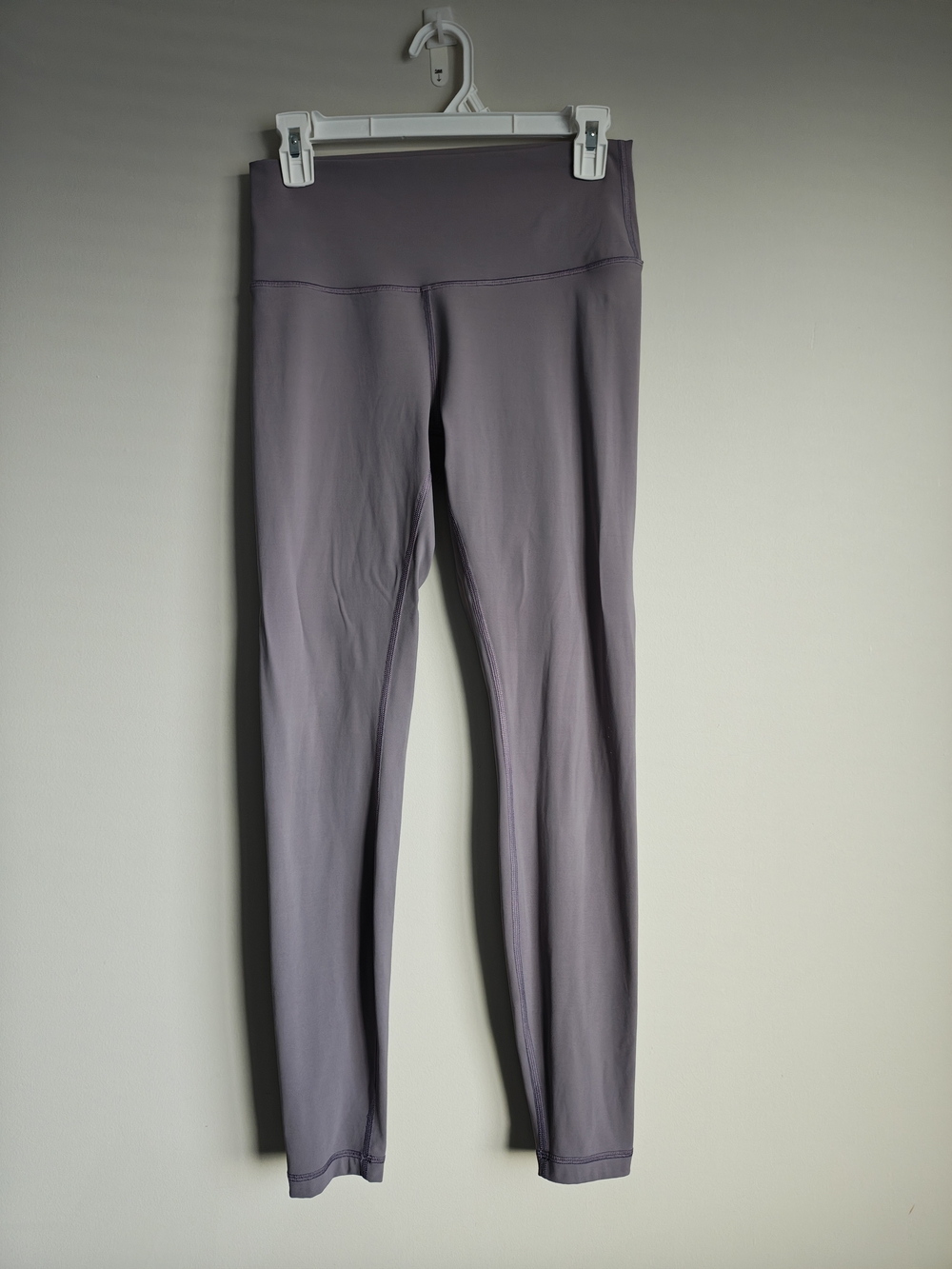 lululemon athletica Mauve High-Rise Leggings - Picture 2 of 8
